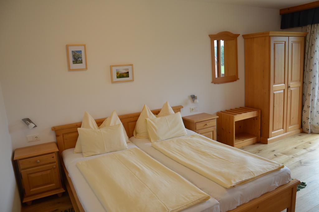 Apartamento Biobauernhof Wolf-Hof Pressbaum Exterior foto